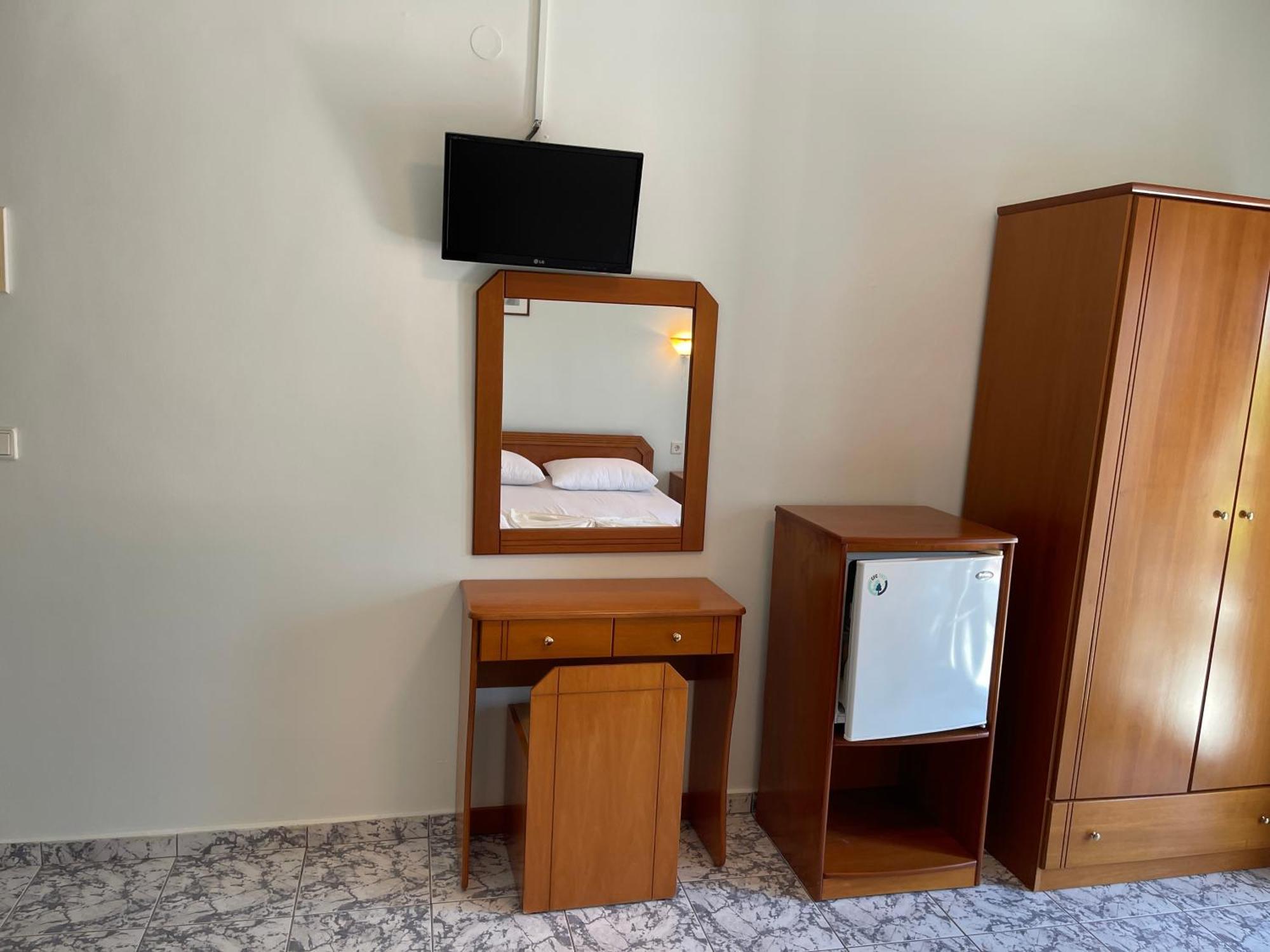 Indigo Sea View Rooms Olympiakí Aktí Luaran gambar